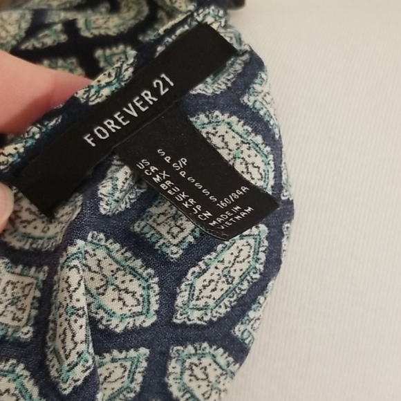 NWOT Forever 21 Romper - Picture 4 of 4